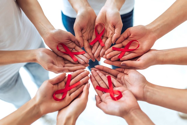 Ilustrasi HIV/AIDS. Foto: 4 PM production/Shutterstock