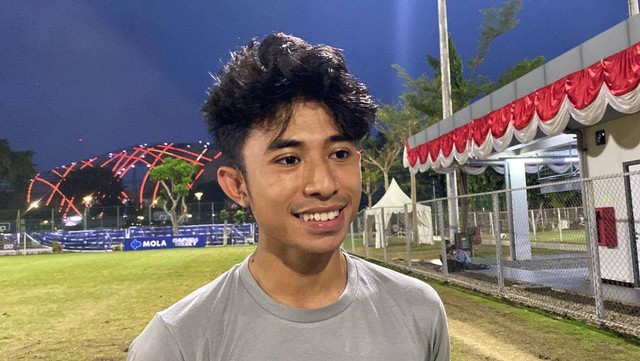 Rayhan Utina usai sesi latihan Timnas U-19 di Lapangan ABC, Senayan, Jakarta, Selasa (30/8/2022). Foto: Soni Insan Bagus/kumparan