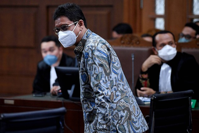 Mantan Dirjen Perdagangan Luar Negeri Kemendag Indra Sari Wisnu Wardhana bersiap menjalani sidang dakwaan di pengadilan Tipikor, Jakarta, Rabu (31/8/2022). Foto: Sigid Kurniawan/ANTARA FOTO