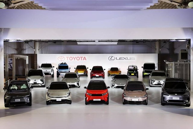 Jajaran mobil listrik konsep Toyota dalam keluarga bZ. Foto: dok. Toyota