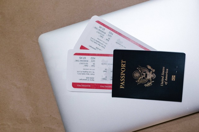 berapa lama masa berlaku paspor elektronik. Foto: Pexels.com