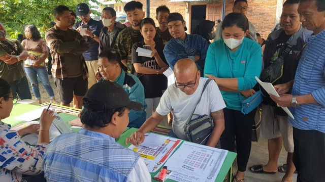 Situasi anteran pendaftaran stan Pasar Rakyat Gumregah Yogyakarta di hari pertama, Kamis (1/9). Foto: Dok. Panitia Pasar Rakyat Gumregah