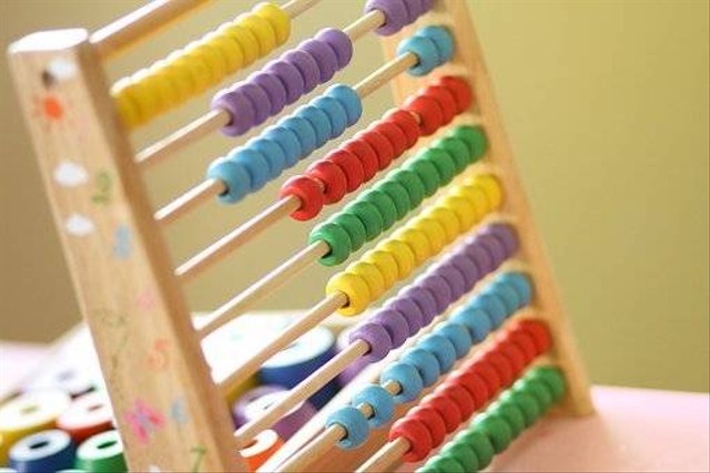 Ilustrasi bilangan pecahan. Foto: pixabay