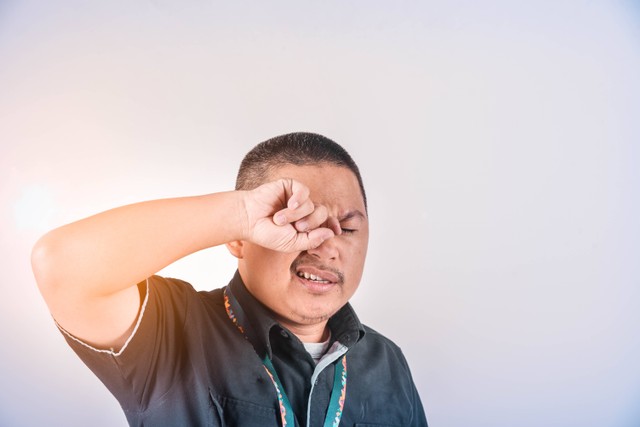 Ilustrasi Cara Menghilangkan Bengkak di Mata. Foto: ahmad gunnaivi/Unsplash