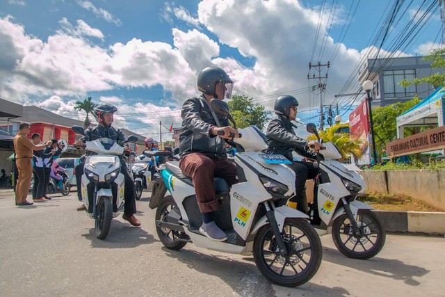 City tour kendaraan listrik di Kota Singkawang. Foto: Dok. PLN Kalbar