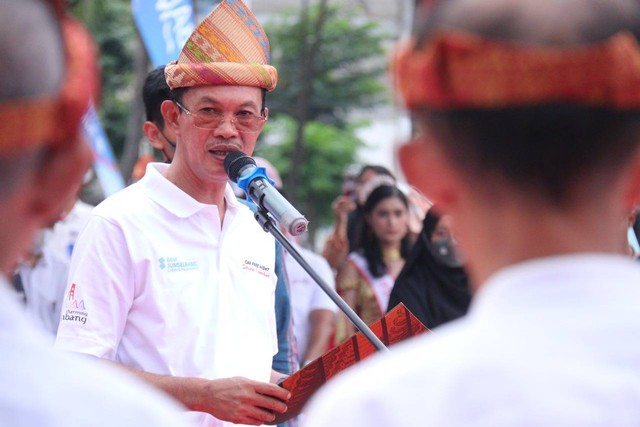 Wali Kota Palembang, Harnojoyo, meresmikan Car Free Nigt di Sekanak Lambidari. Foto: Istimewa