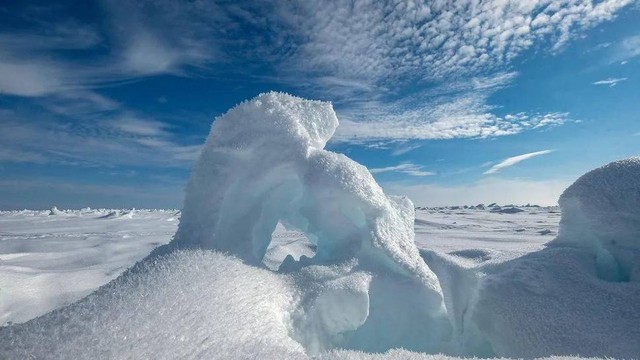 Adu Cepat Tiga Negara untuk Mengklaim Pegunungan Bawah Laut di Kutub Utara