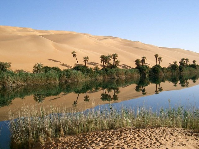 Ilustrasi Gurun Libya yang Berada di Barat Lembah Sungai Nil. (Foto: WikiImages by https://pixabay.com/id/)