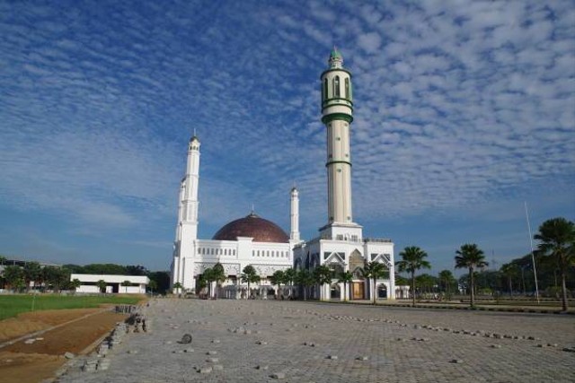 6 Tempat Wisata Di Pontianak Yang Wajib Dikunjungi Wisatawan | Kumparan.com