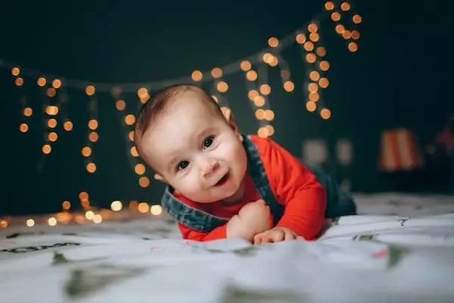 Ilustrasi bayi 5 bulan bisa apa (Sumber: Pexels)