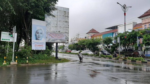 225 Papan Reklame Di Tanjungpinang Tak Punya Izin | Kumparan.com