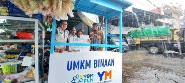 Meneger PLN, Ketua YBM PLN UP3 Samarinda, Kepala Cabang YM Samarinda dan Penerima Manfaat