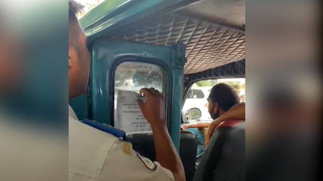 Penertiban mikrolet yang menaikan tarif angkutan secara sepihak oleh Dishub Kota Manado.