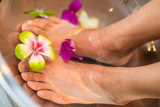 Ilustrasi Pelembab Kaki Kering. Foto: Unsplash
