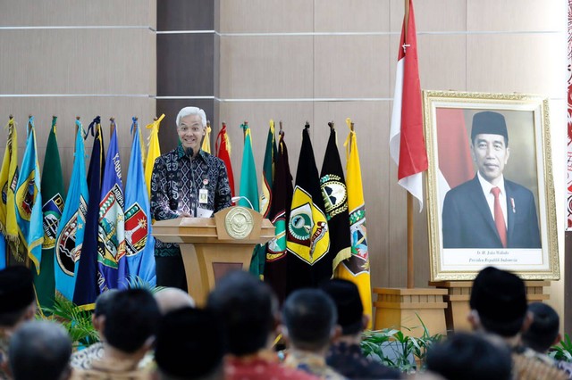 Gubernur Jateng Ganjar Pranowo di Kantor BPK Perwakilan Jawa Tengah, Jalan Perintis Kemerdekaan, Kecamatan Banyumanik, Semarang, Selasa (13/9/2022). Foto: Dok. Istimewa