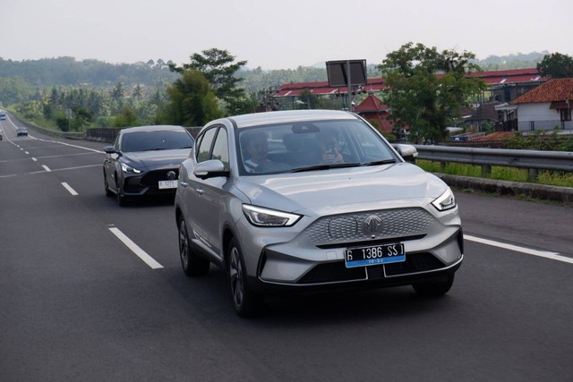 Test drive mobil listrik MG ZS EV. Foto: Aditya Pratama Niagara/kumparan