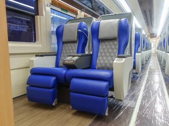 Kereta Luxury 2 Foto: Instagram @keretaapikita