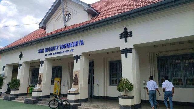 Suasana SMK Negeri 2 Yogyakarta, Rabu (14/9/2022). Foto: Arfiansyah Panji/kumparan