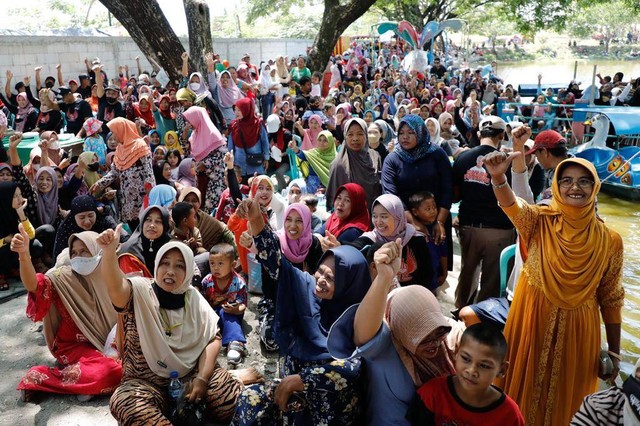 Jaringan Desa untuk Ganjar (Des Ganjar) menggelar deklarasi dukungan di kawasan wisata Waduk Pedang, Kepoh Kidul, Bojonegoro. Foto: Dok. Istimewa