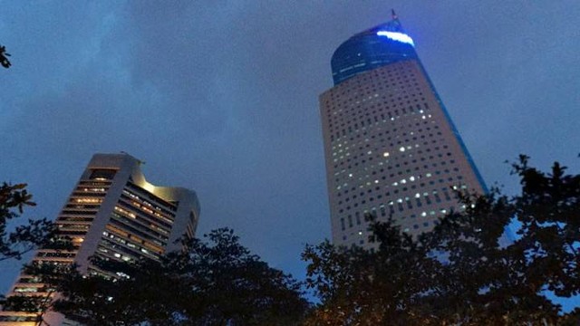 Wisma 46 / rekomendasi tempat makan dekat wisma BNI 46, foto: google street view