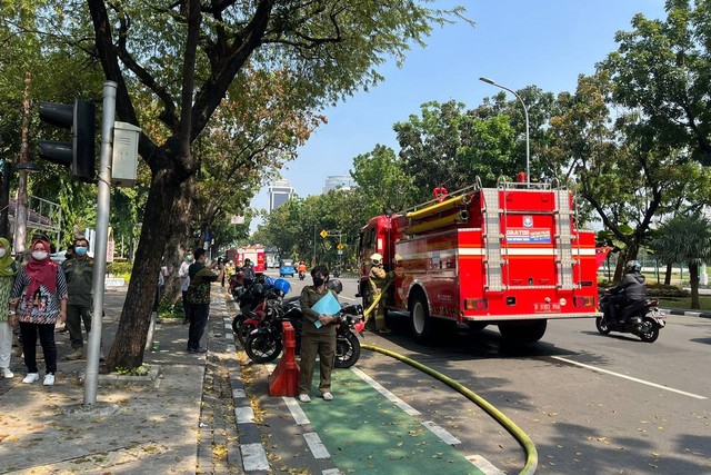 Melihat Simulasi Penanganan Kebakaran Dan Bencana Di Balai Kota DKI ...