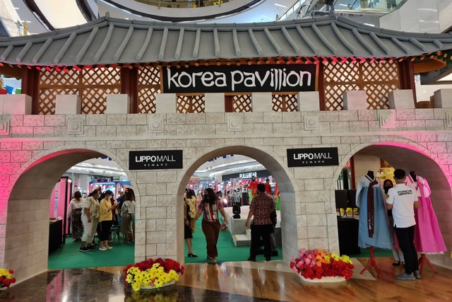 Suasana "Annyeong Chukje" 2022 Korean Festival di Lippo Mall Kemang, Jakarta Selatan, Kamis (15/9/2022). Foto: Andari Novianti/kumparan
