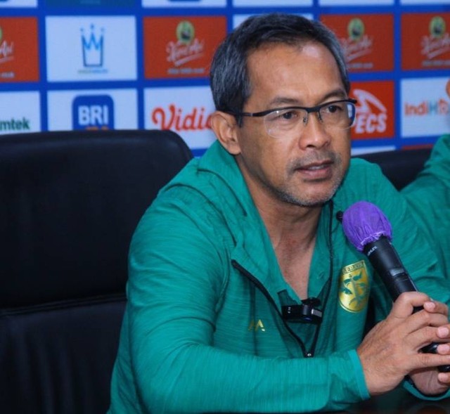 Pelatih Persebaya Aji Santoso. Foto: Masruroh/Basra