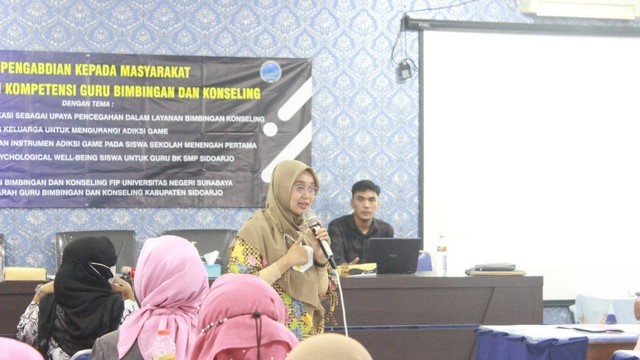 Dosen BK UNESA Beri Pelatihan Psikoedukasi kepada 80 Guru MGBK Sidoarjo