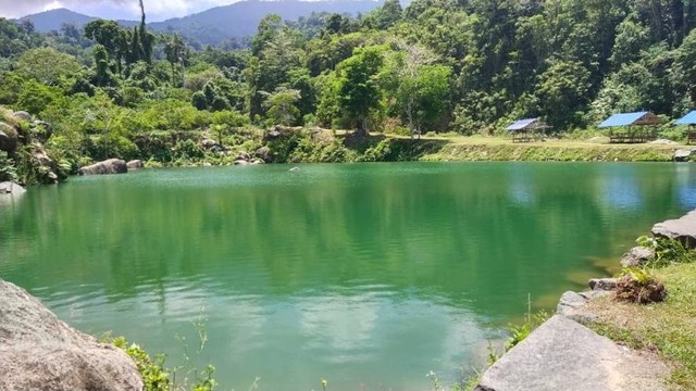 Kolam pemandian di Kampung Bambar Jayapura. (Foto Media Center KMAN VI)