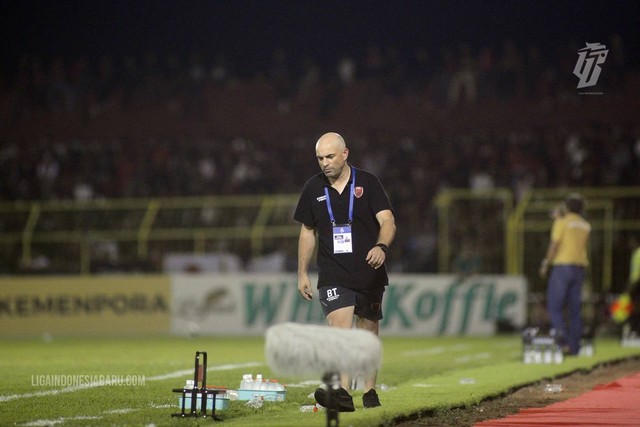 Pelatih PSM, Bernardo Tavares. Foto: Liga Indonesia Baru