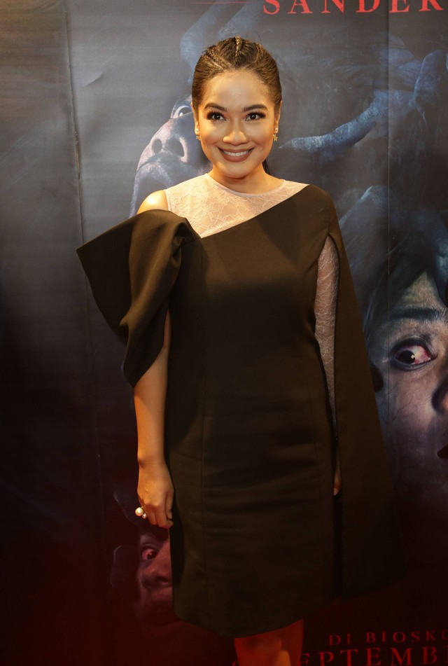 Titi Kamal saat hadir di screening film Jailangkung Sandekala di Epicentrum, Jakarta, Senin (19/9/2022). Foto: Agus Apriyanto