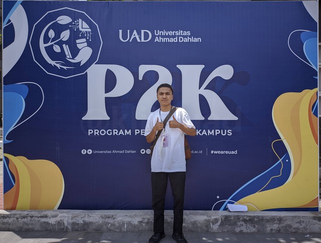 Muhammad Hidayatullah Fiddien, mahasiswa termuda Universitas Ahmad Dahlan (UAD) tahun 2022 (Foto: Gufron)