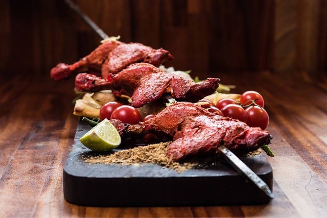 Kuliner Non-Halal di Bandung, Foto Pixabay/GOLDINPIC