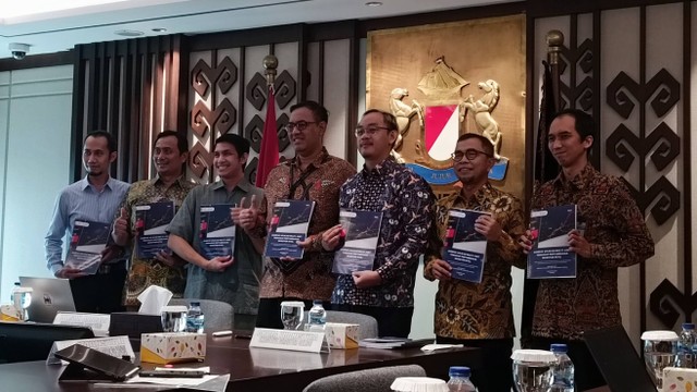 Konferensi Pers CELIOS bersama Pluang di Kadin Indonesia, Selasa (20/9). Foto: Narda Margaretha Sinambela/kumparan