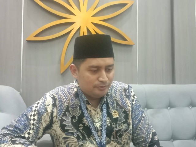 Sekertaris Fraksi PKS DPRD Kota Malang, Ahmad Fuad Rahman menyayangkan tabloid berbau kampanye beredar di tempat ibadah. Foto/M Sholeh