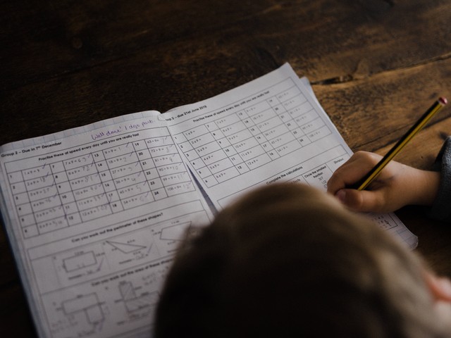 Ilustrasi soal PAI kelas 2 semester 1 dan kunci jawaban, sumber foto: (Annie Spratt) by unsplash.com