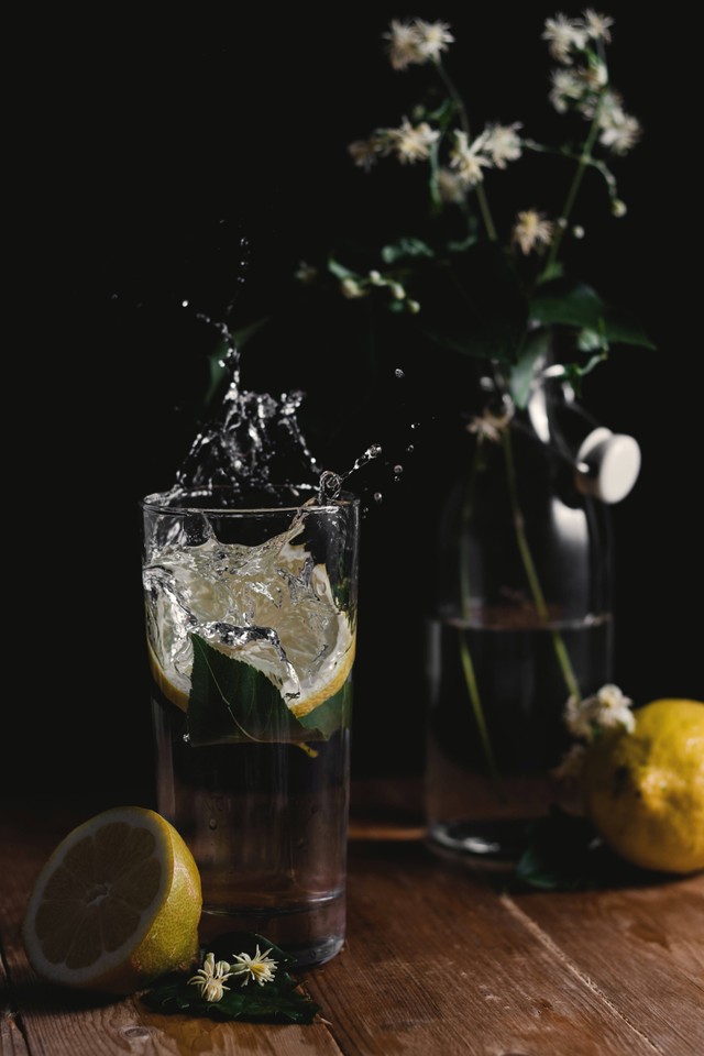 Manfaat Infused Water Lemon, Baik untuk Kulit hingga Jantung