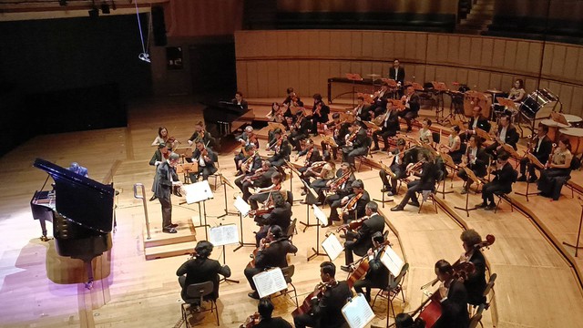 Konser Jakarta Concert Orchestra (JCO), Vibes of Nusantara, Esplanade Concert Hall, Singapura, Rabu (21/9/2022). Foto: Giovanni/kumparan