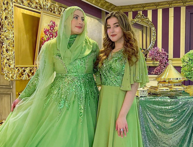 Tasya Farasya dan Tasyi Athasyia/ Foto: Instagram/@tasyiiathasyia