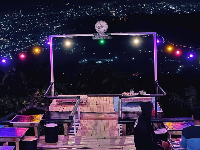 Menikmati Ngopi dan Nongkrong ala Puncak di Sobat Kopi, Bandar Lampung (4)