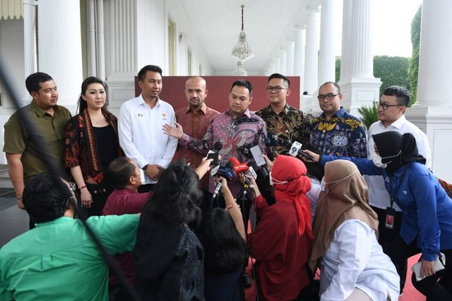 Para caketum HIPMI sambangi Istana, Kamis (22/9). Foto: Kris/Biro Pers Sekretariat Presiden