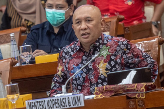 Menkop dan UKM Teten Masduki mengikuti Rapat Dengar Pendapat dengan Komisi VI DPR di Kompleks Parlemen, Senayan, Jakarta, Kamis (22/9/2022). Foto: Muhammad Adimaja/ANTARA FOTO