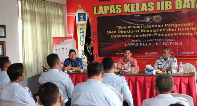 http://lapasbatang.kemenkumham.go.id/berita-utama/lapas-batang-kanwil-kemenkumham-jateng-ikuti-sosialisasi-layanan-pengaduaan-direktorat-jenderal-keamanan-dan-ketertiban-kemenkumham