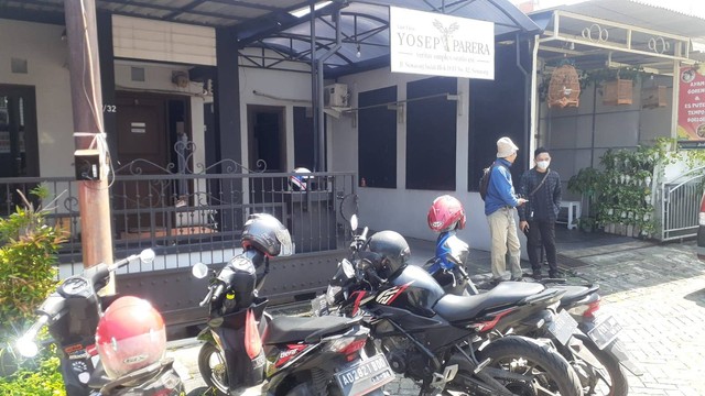 Suasana Rumah Pancasila milik pengacara Yosep Parera di Semarang. Foto: Intan Alliva/kumparam