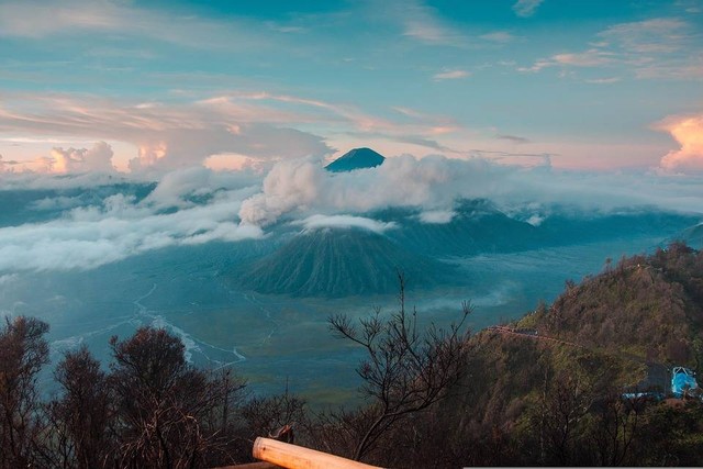 Ilustrasi Pemandangan Gunung Bromo, Foto Pixabay/iqbalnuril