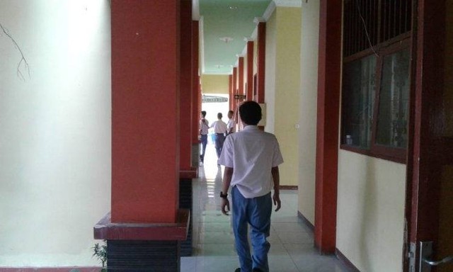 Ilustrasi sekolah di Tegal.