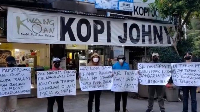 Gaji belum dibayar, Guru PPPK Kota Bandar Lampung ngadu ke Hotman Paris, Senin (26/9/2022) | Foto: @hotmanparisofficial