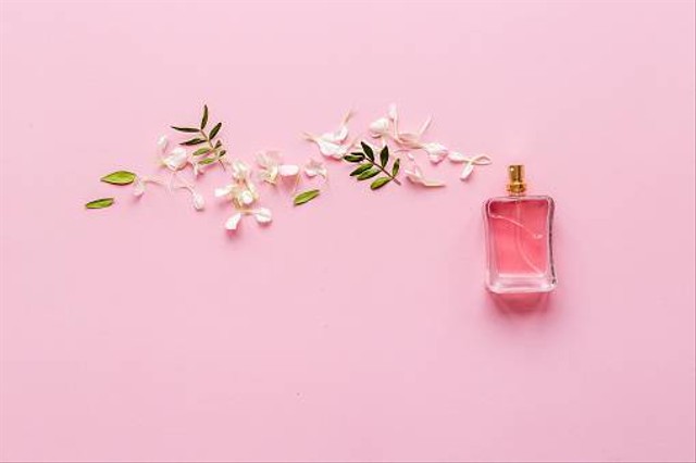 Ilustrasi Tingkatan Parfum Berdasarkan Ketahanan Aromanya. Foto: Pexels
