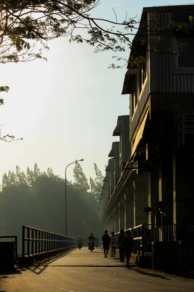 Ilustrasi jembatan tua di Kediri. Foto: Premybimbim/Shutterstock