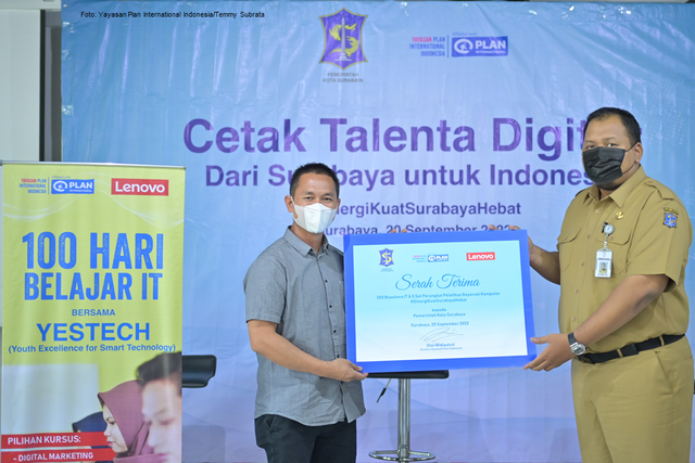 Peluncuran program YESTECH di Surabaya. Foto: Yayasan Plan International Indonesia/Temmy Subrata.